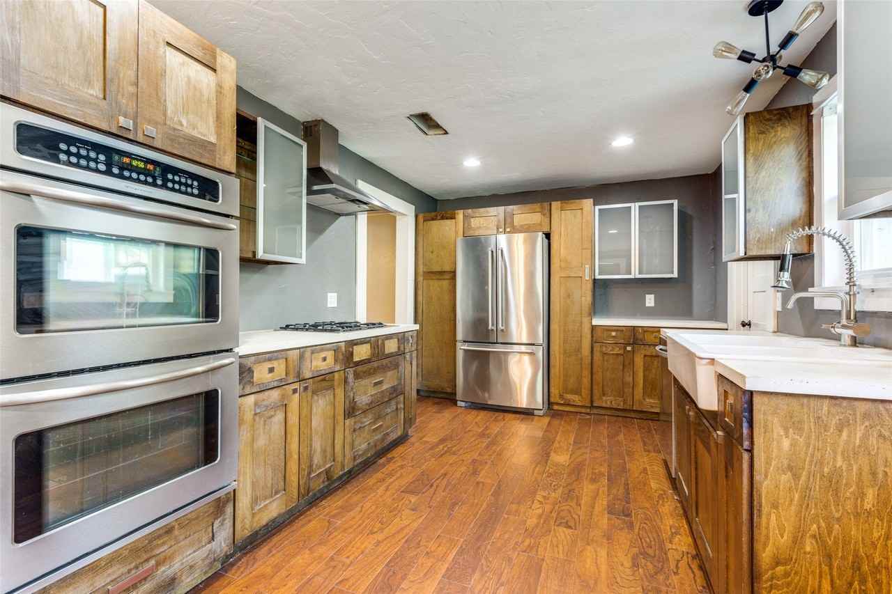 3108 Rockbrook Dr - Photo 6 of 25