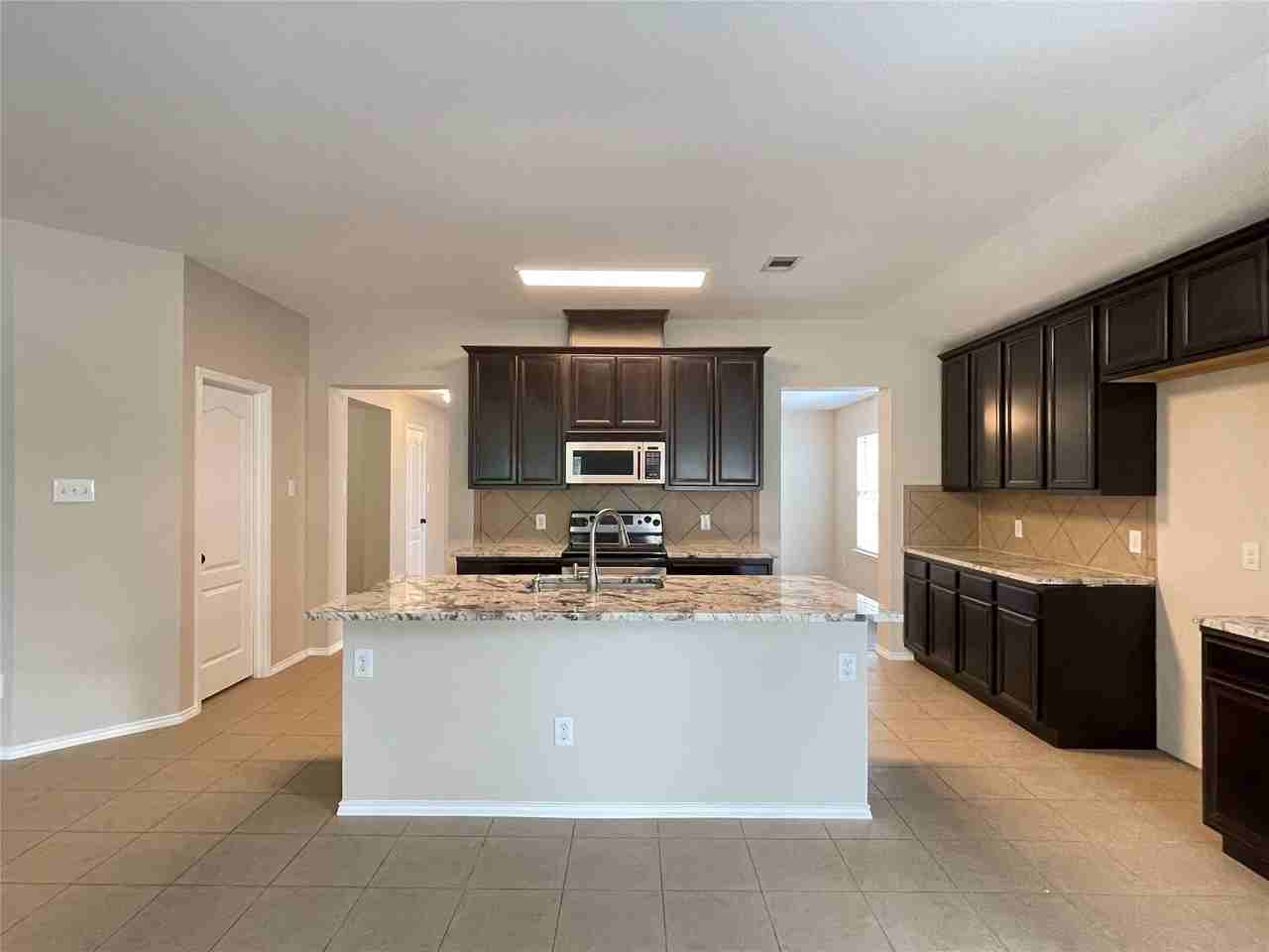5921 Snow Creek Dr - Photo 5 of 19