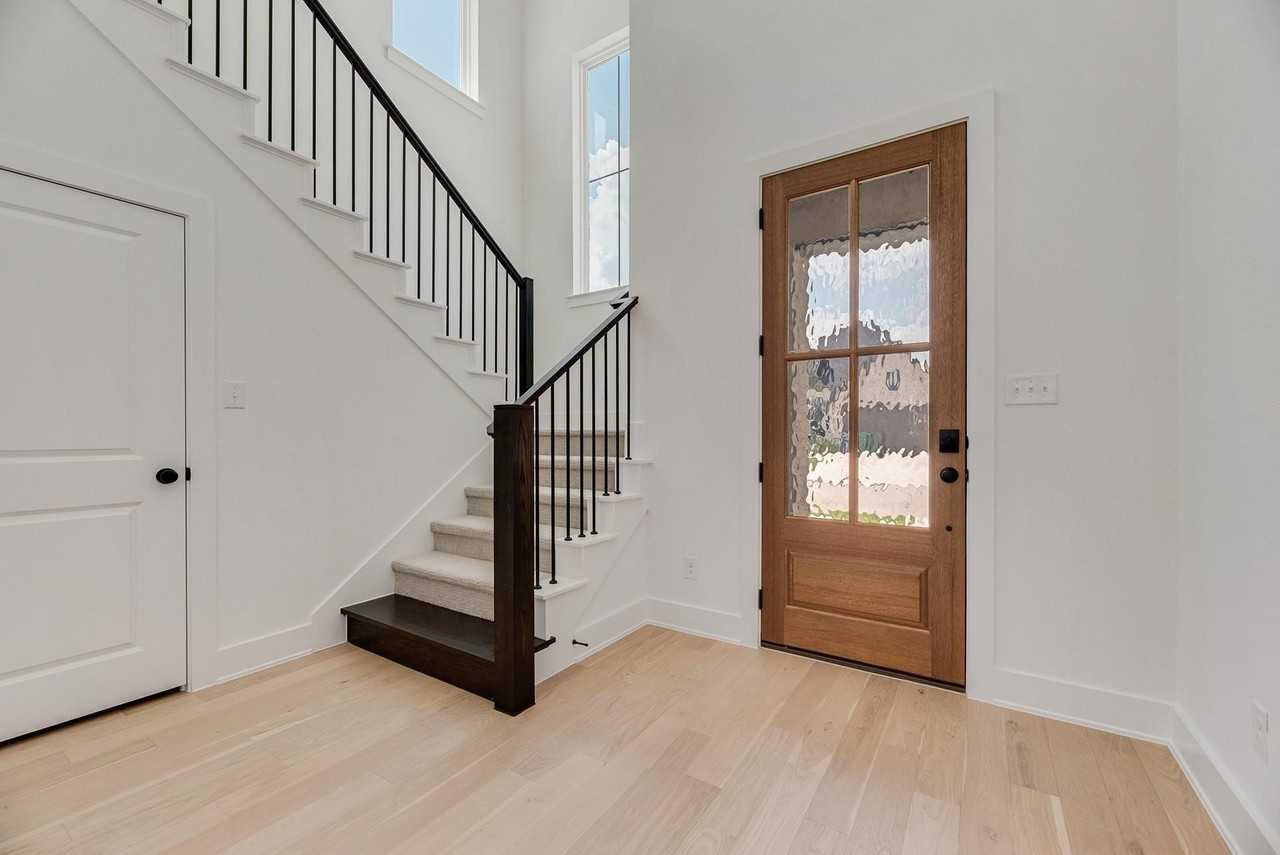 1501 Pintail Pl - Photo 2 of 36