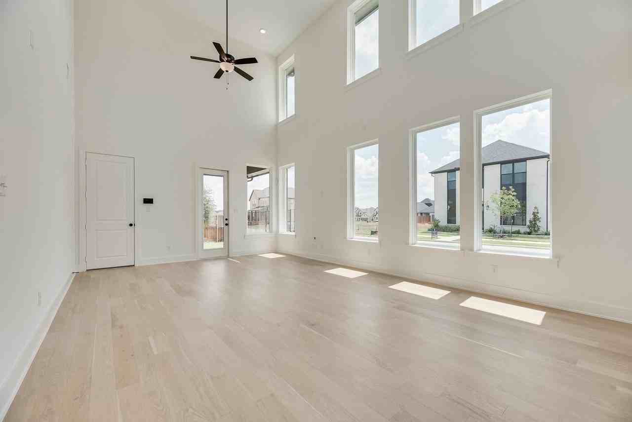 1501 Pintail Pl - Photo 5 of 36