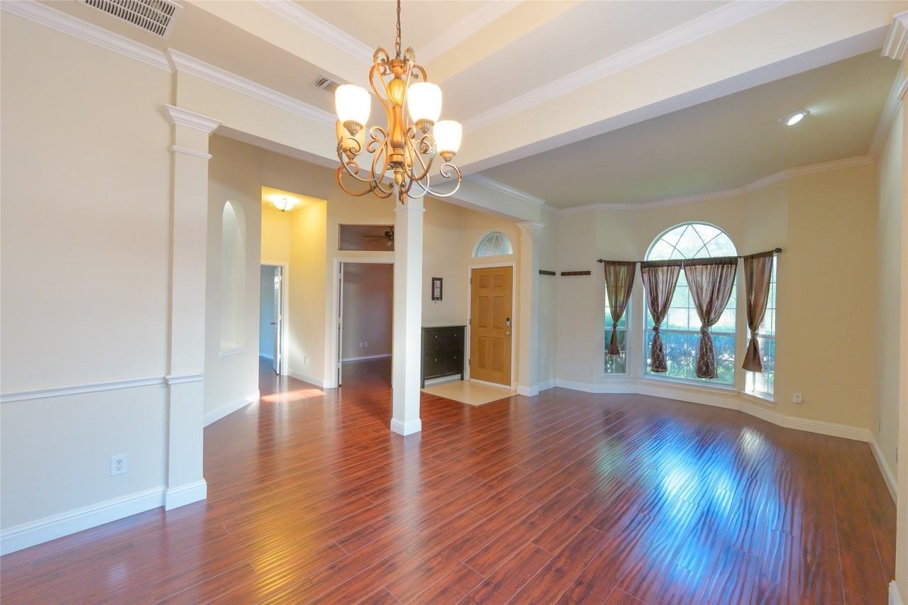 4821 Frost Hollow Dr - Photo 4 of 38