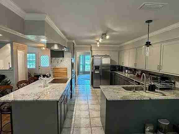 9911 Silver Creek Rd - Photo 7 of 28