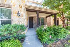 featured image of 830 Birdie Dr