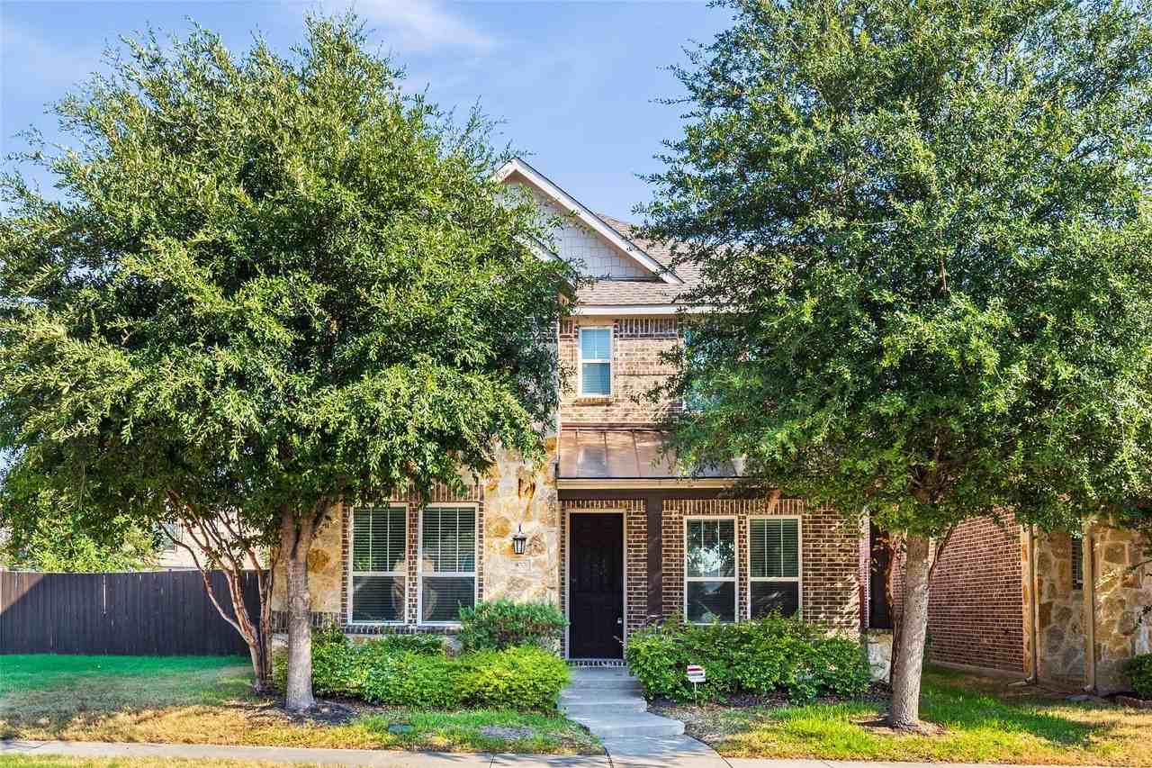 830 Birdie Dr - Photo 2 of 36