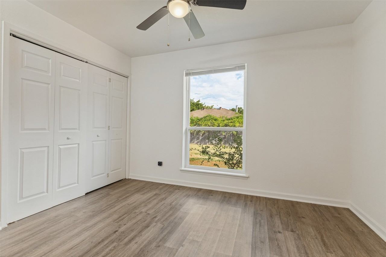 524 Cole Ave - Photo 5 of 13