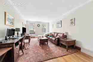 330 E 63rd St #2J - Photo 1 of 1