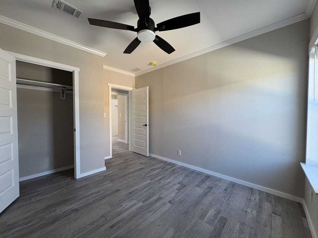 1030 Davy Jones #1036 - Photo 3 of 12