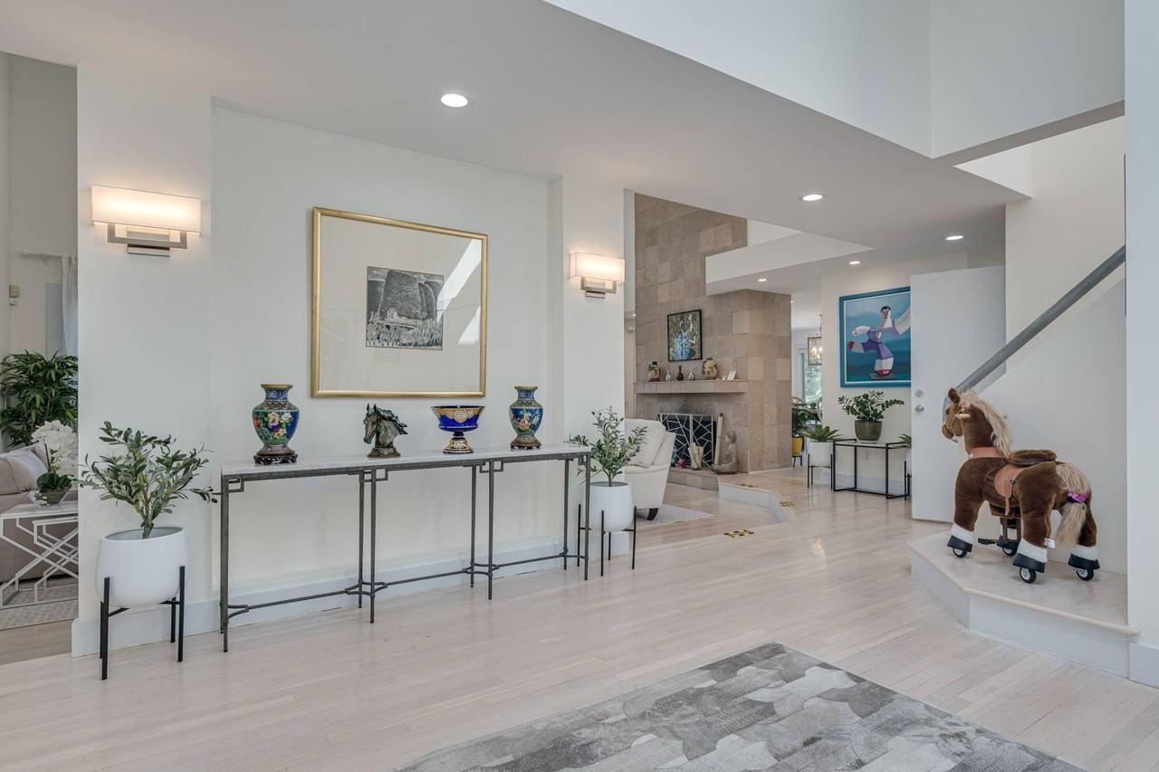 190 Bridies Path - Photo 7 of 34