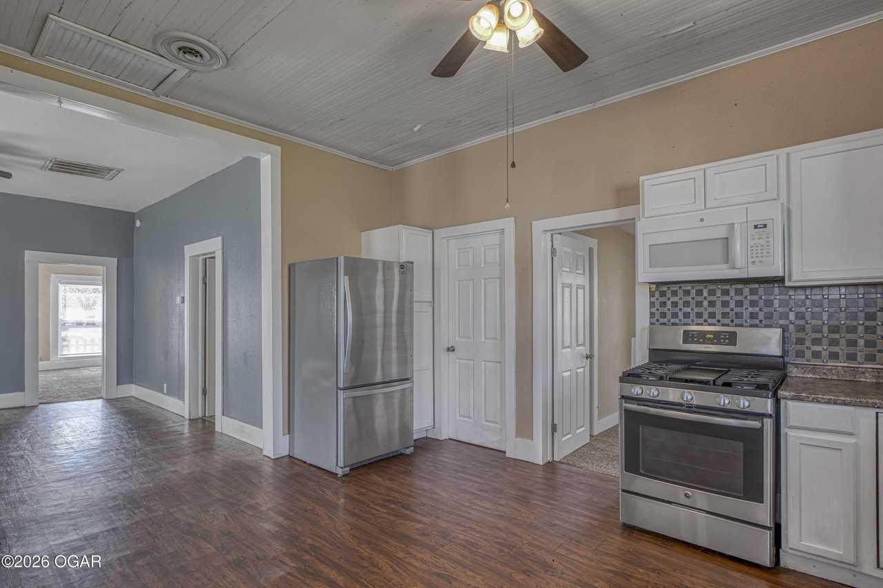 2115 Byers Ave - Photo 6 of 20