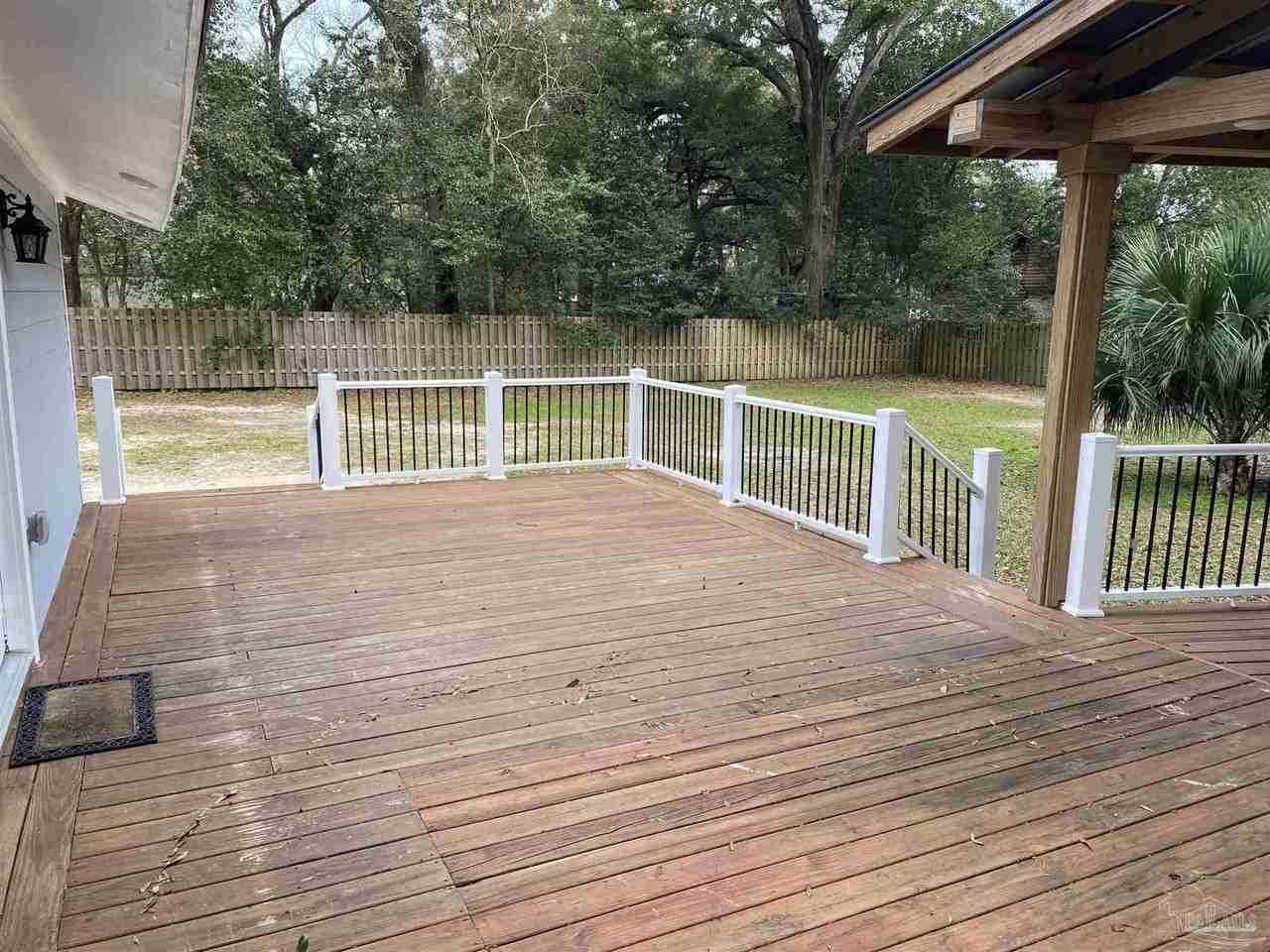 117 Bayliss Ct - Photo 3 of 19