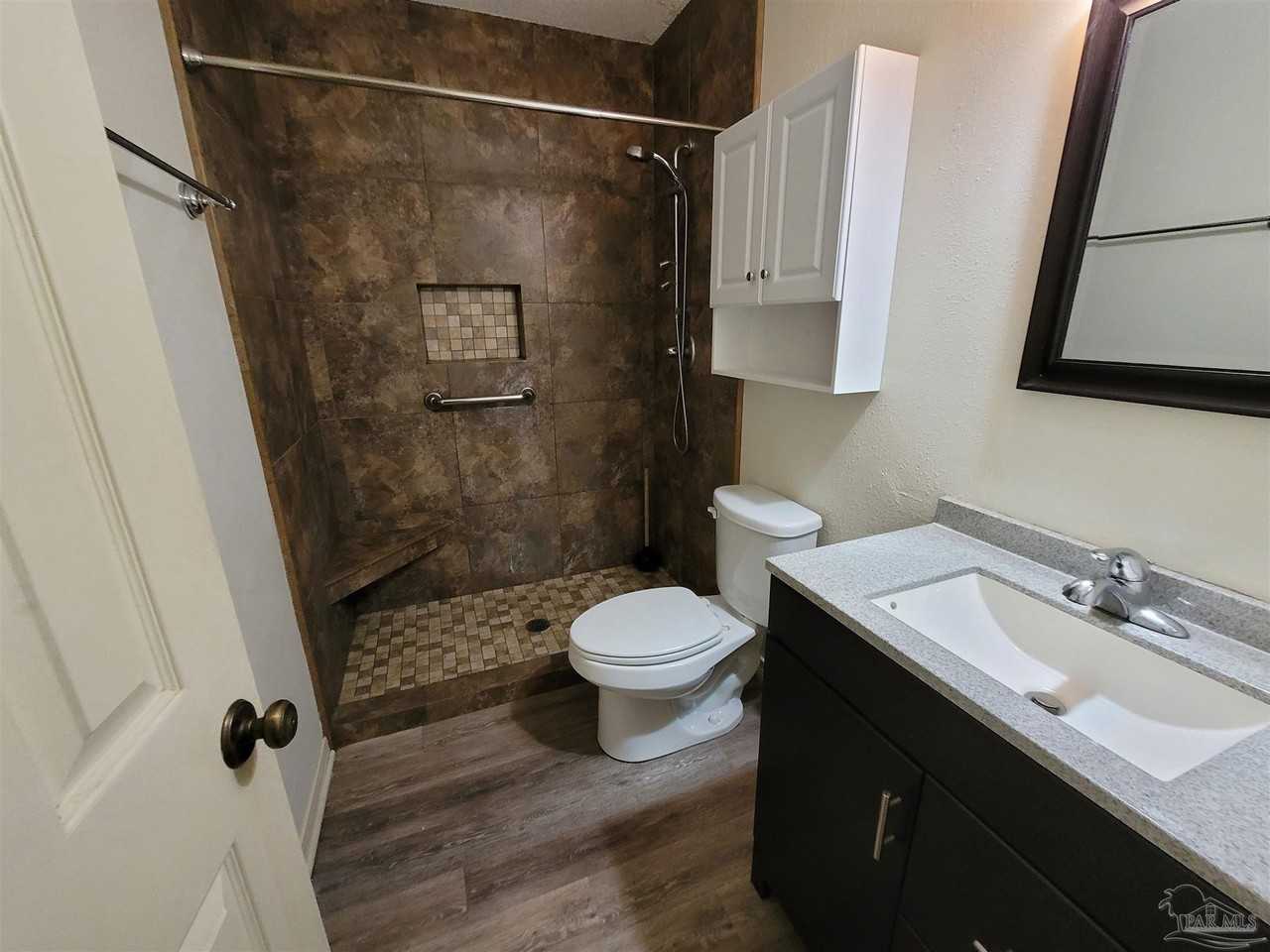 601 E Burgess Rd #J6 - Photo 3 of 6