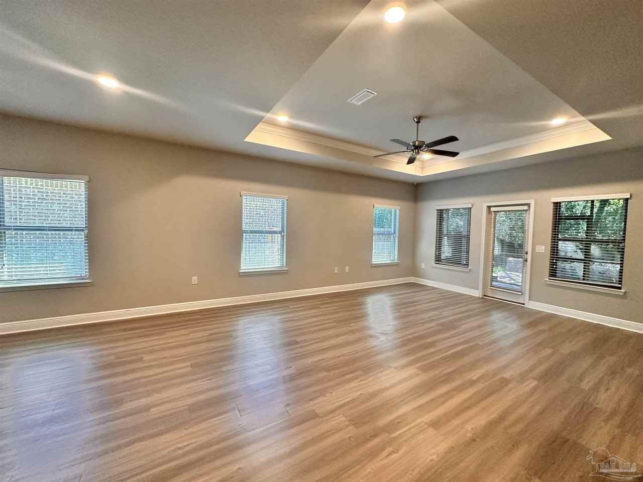 3892 Hawks Landing Cir - Photo 3 of 19