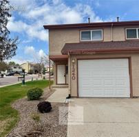featured image of 1240 Darby St