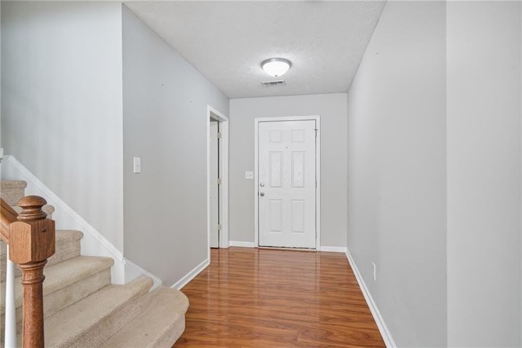 3698 Roseman Lndg - Photo 3 of 26