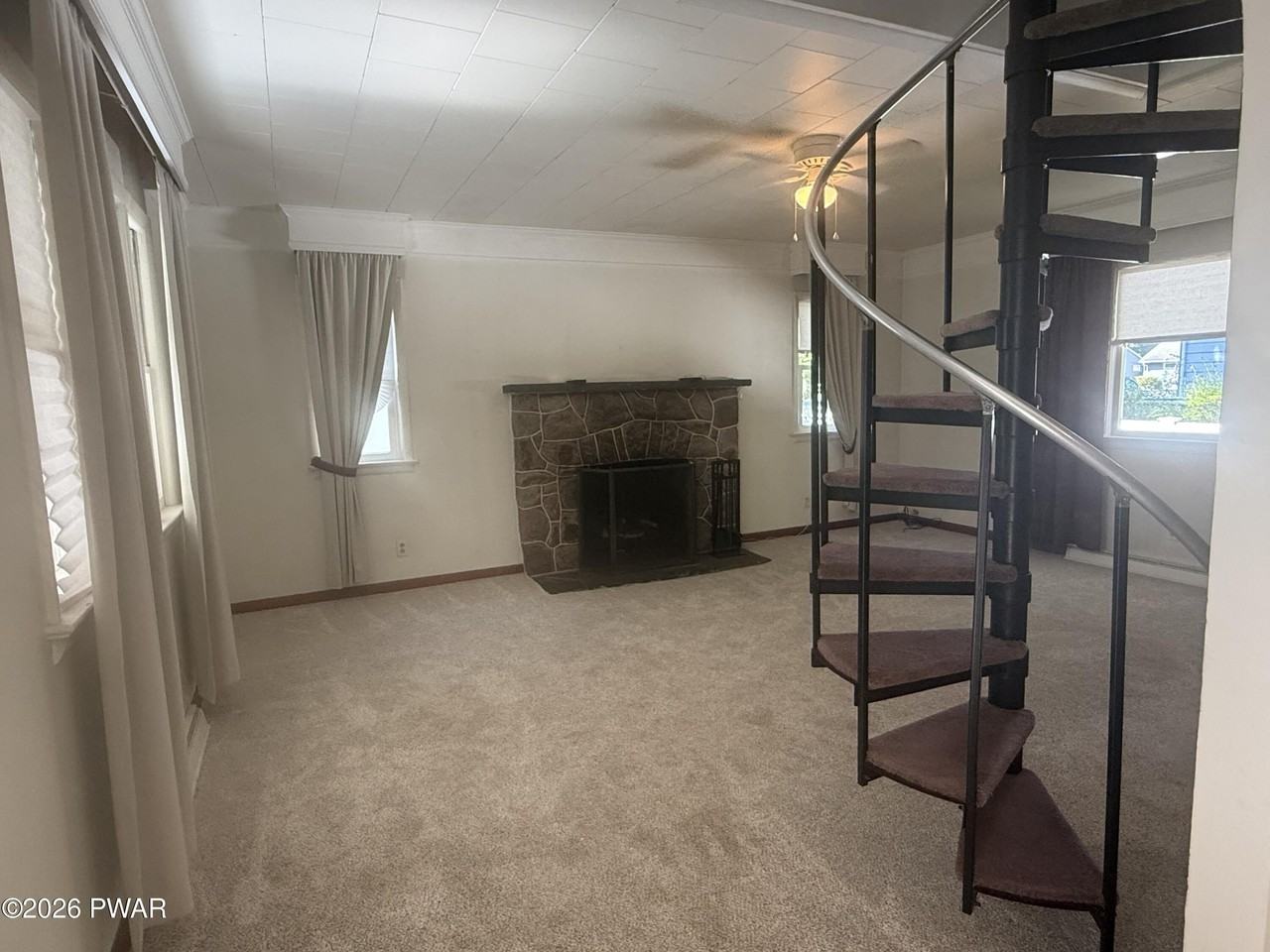 1 Dervend Cir - Photo 4 of 18