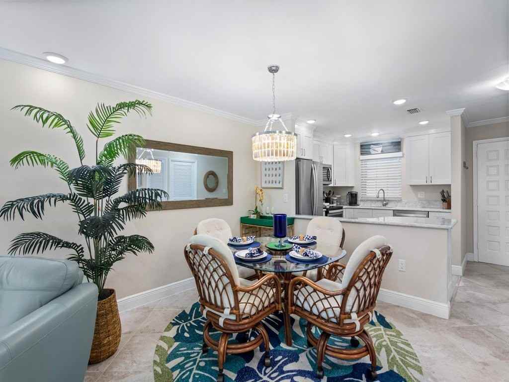800 Coquina Ln #205 - Photo 5 of 32