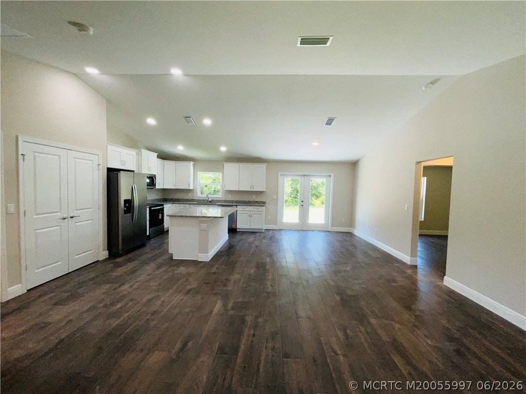 7008 Salerno Rd - Photo 3 of 10