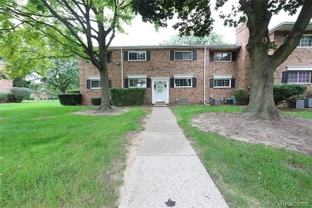 683 E Fox Hills Dr - Photo 1 of 1