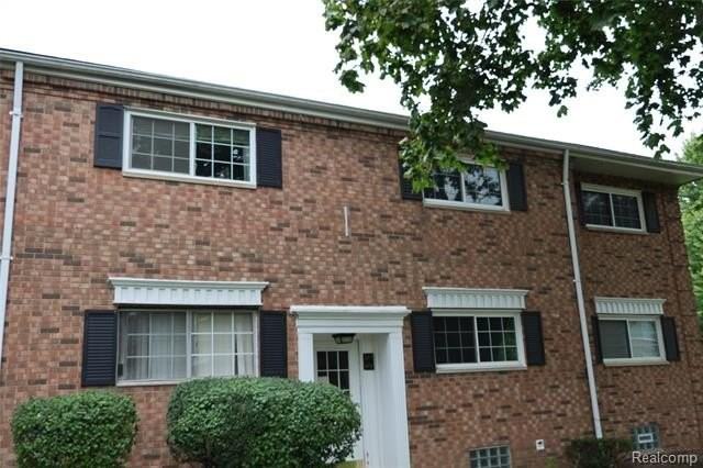 683 E Fox Hills Dr - Photo 2 of 33