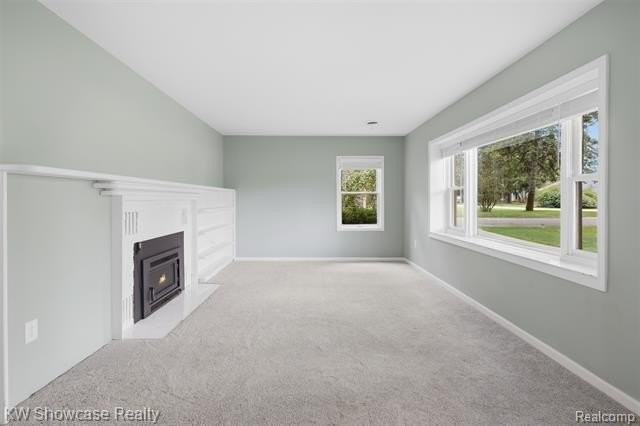 2152 Shankin Dr - Photo 6 of 34