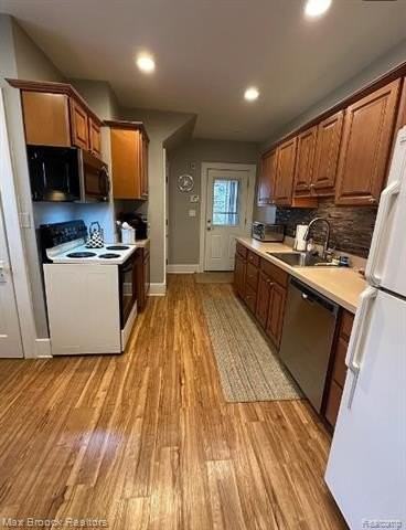 406 E 6th St - Photo 5 of 13