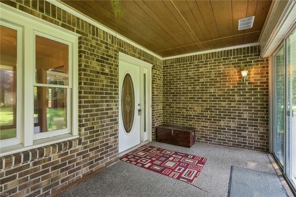 2260 Indian River Rd - Photo 4 of 46