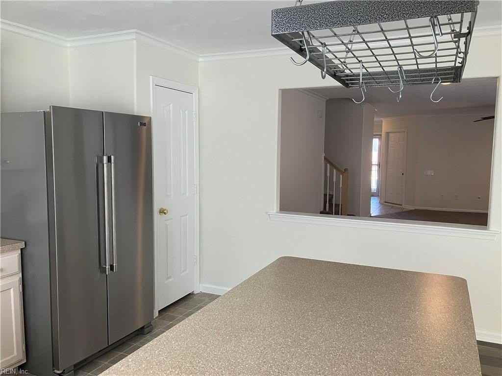 5517 Port Royal Dr - Photo 7 of 20