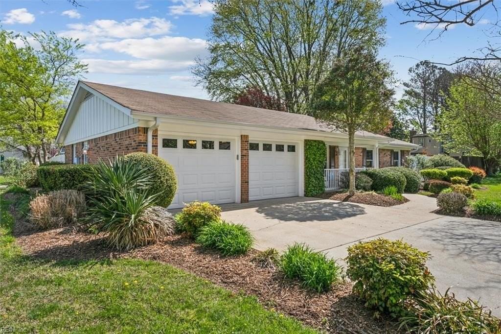 106 Captains Ln - Photo 5 of 45