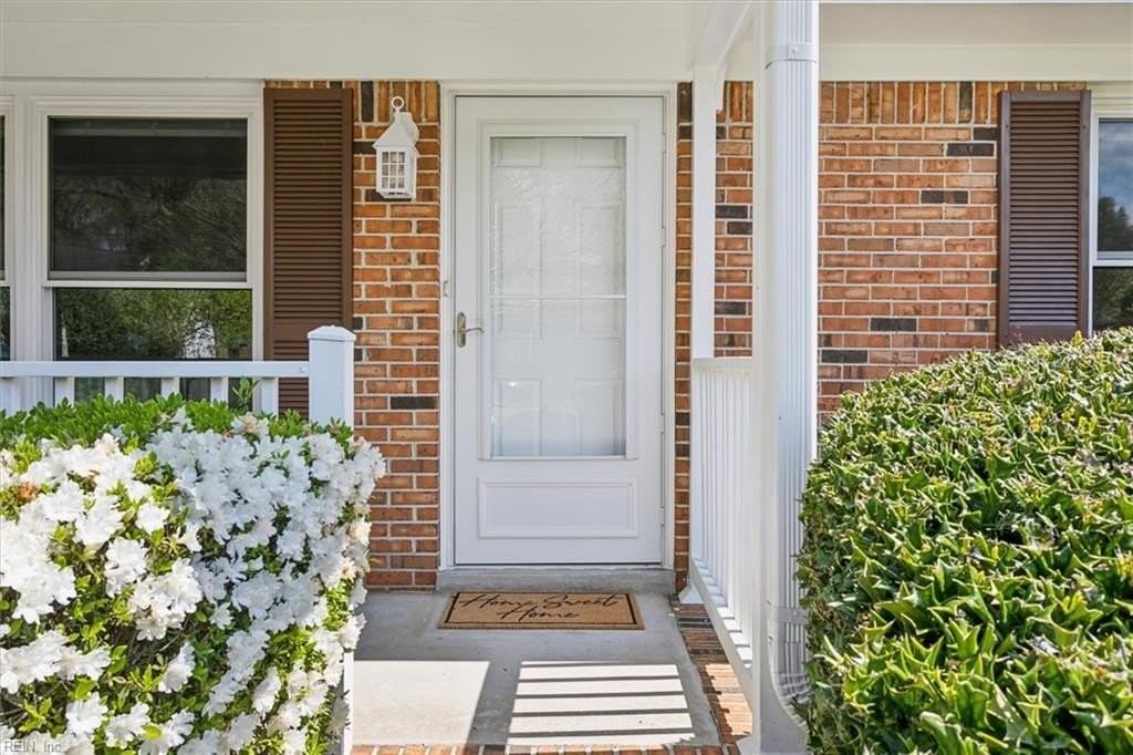 106 Captains Ln - Photo 6 of 45