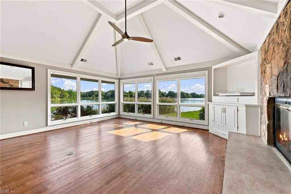 4421 Carlton Ct - Photo 5 of 50