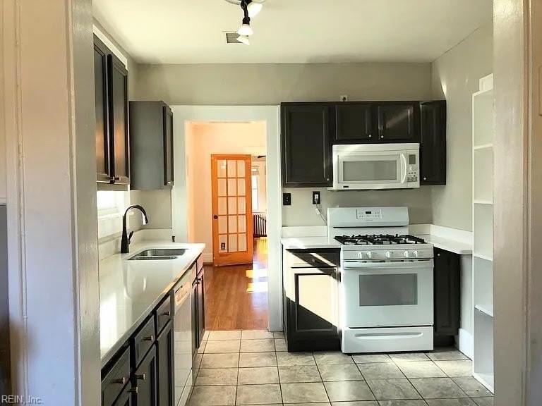 1623 Lafayette Blvd - Photo 5 of 13