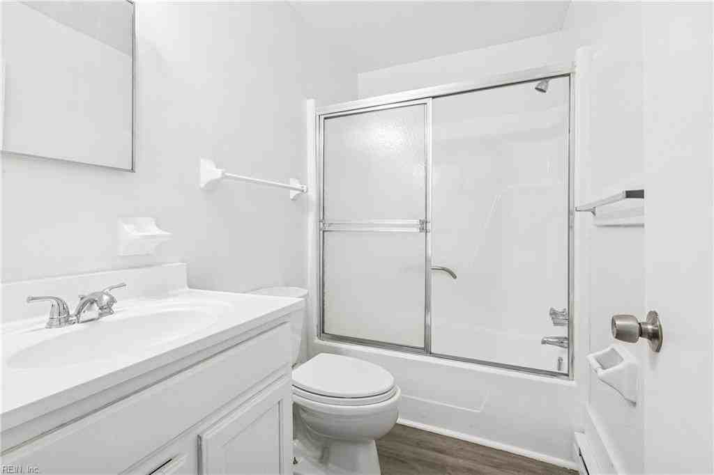 1315 Little Bay Ave - Photo 5 of 8