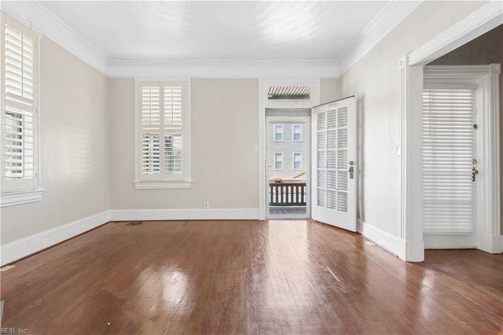 437 Dinwiddie St #A - Photo 5 of 29