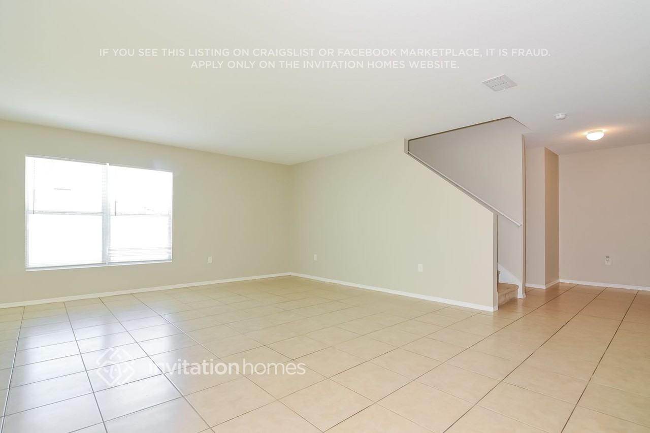 11216 Running Pine Dr - Photo 4 of 21
