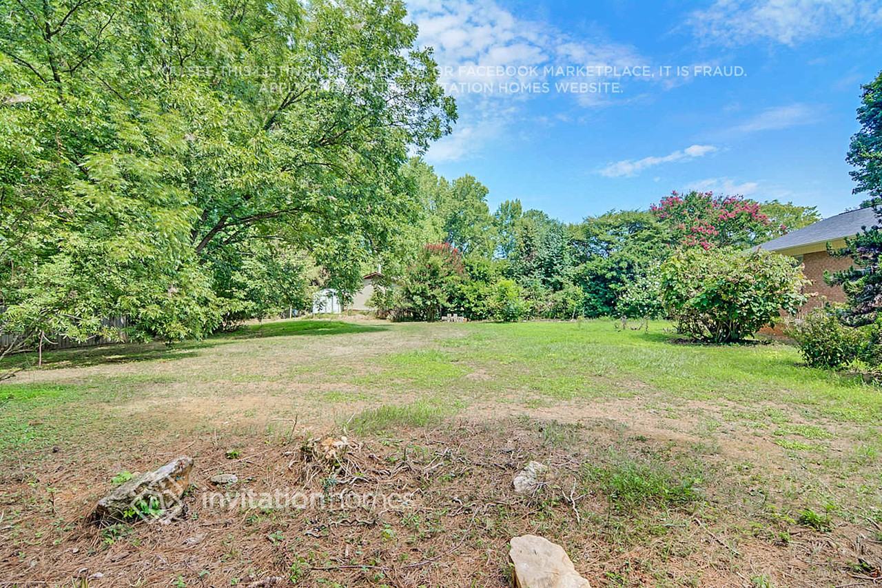 10612 Chelsea Dr - Photo 2 of 27