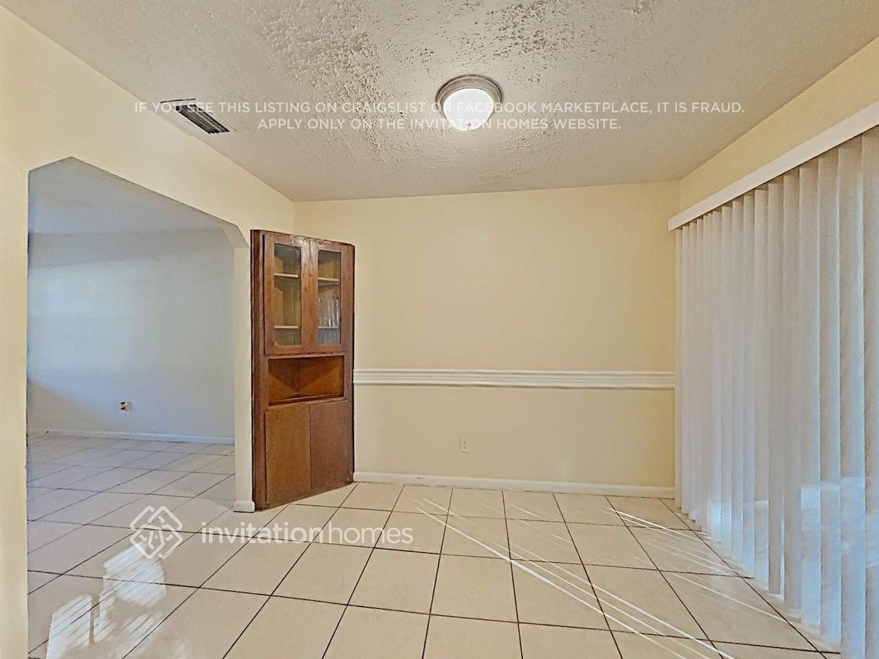 7601 Sharon Dr - Photo 4 of 12