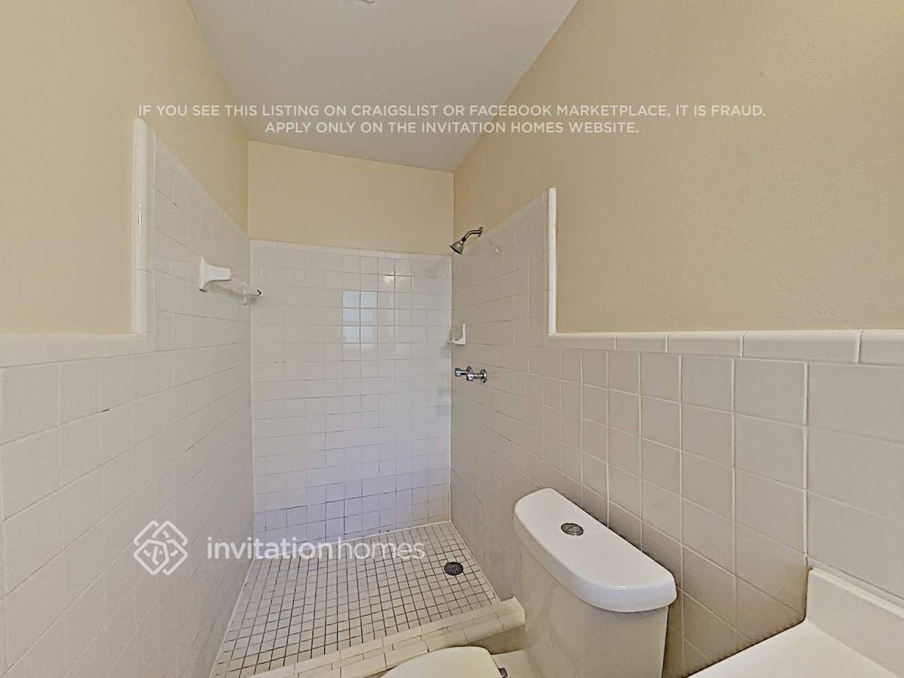 7601 Sharon Dr - Photo 7 of 12