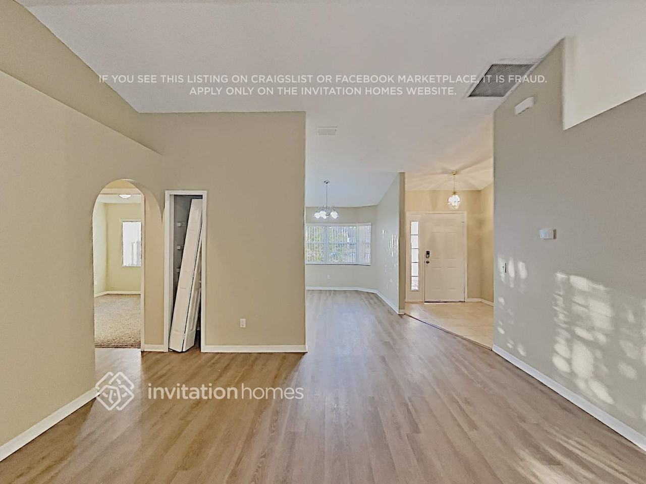 1669 Templewood Ave - Photo 4 of 16