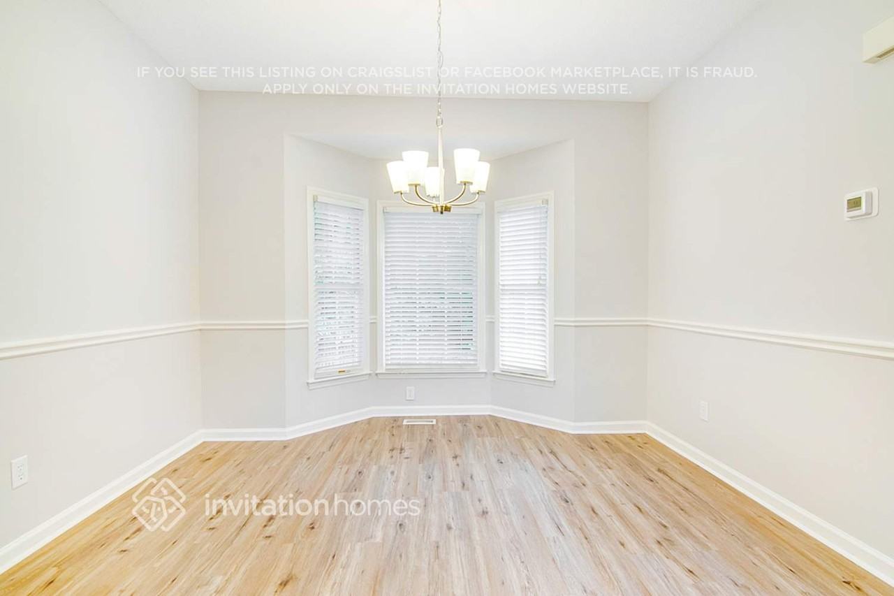 5509 Bridford Pl - Photo 7 of 28