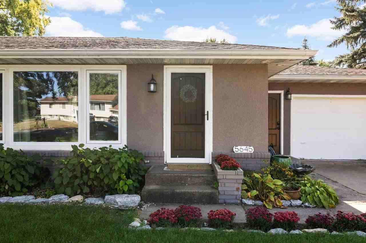 5645 141st St N - Photo 4 of 47