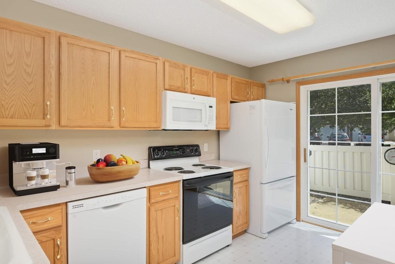 6407 158th St W #109 - Photo 3 of 19