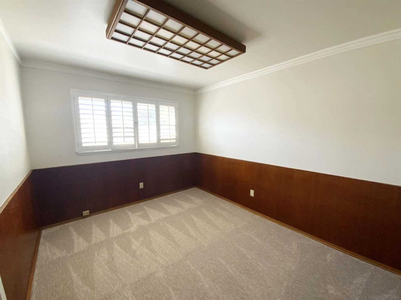 170 Acacia Way - Photo 4 of 17