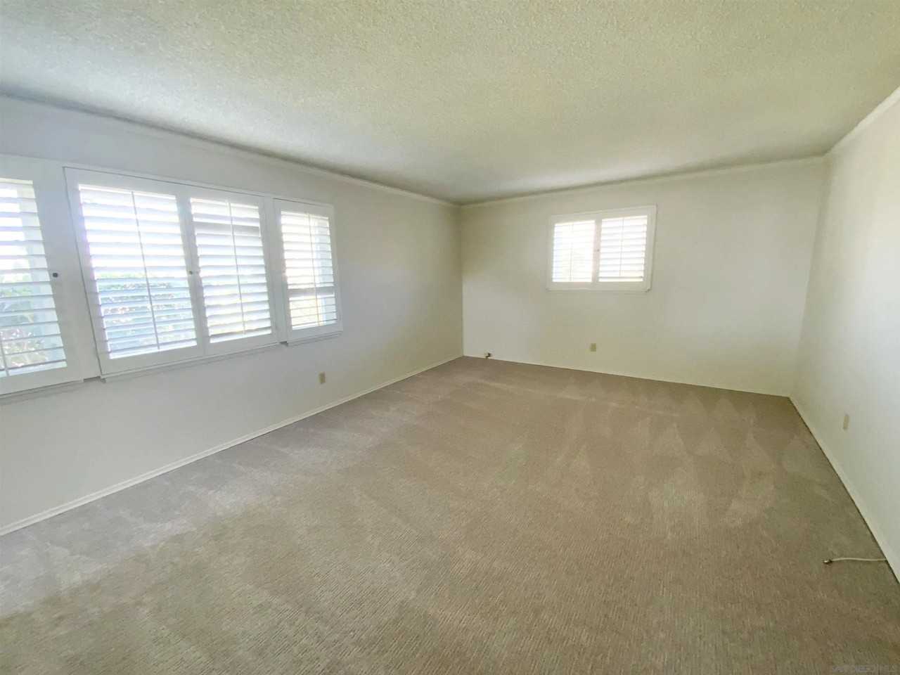 170 Acacia Way - Photo 6 of 17