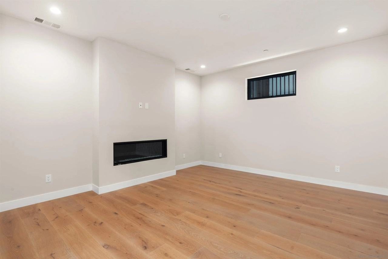 4643 Coronado Ave - Photo 5 of 50