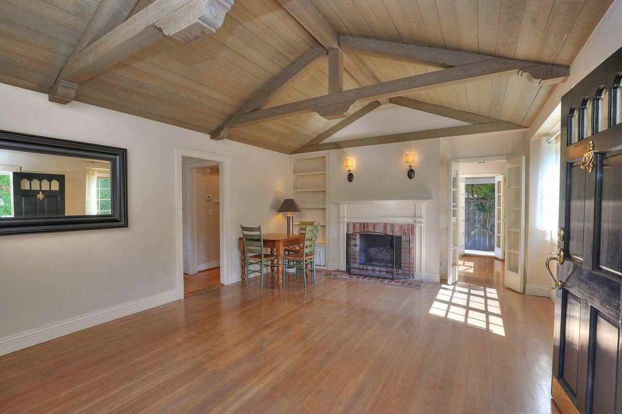 445 Lemon Grove Ln - Photo 3 of 20