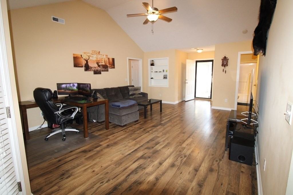 2160 Waterwheel Dr - Photo 4 of 26