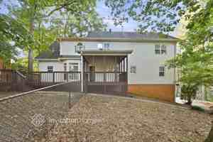 featured image of 725 Redlion Run