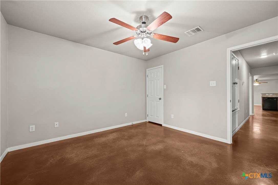 2204 Indian Trl - Photo 5 of 21