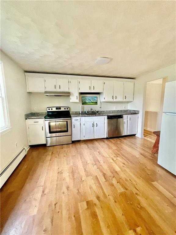 1069 Green End Ave - Photo 7 of 16