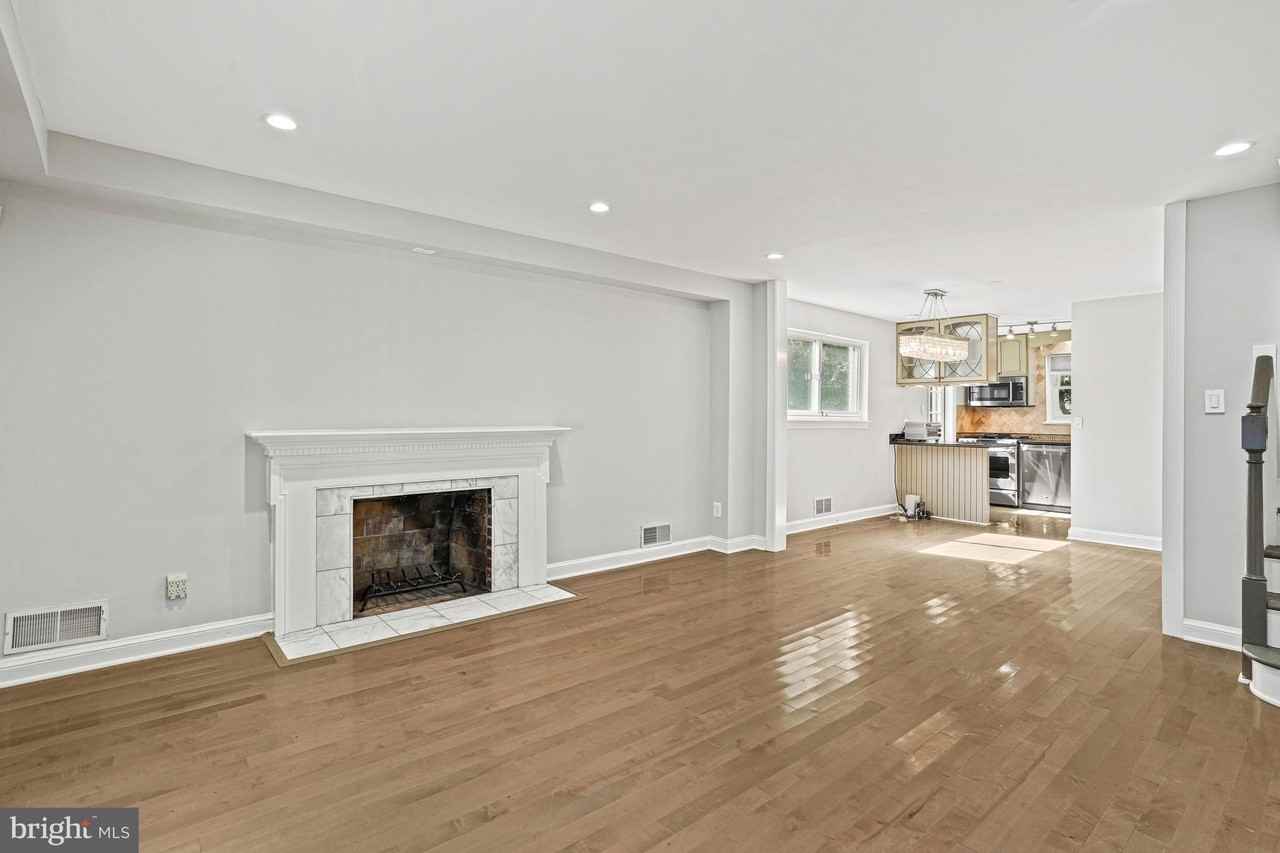 2749 Arizona Ave Nw - Photo 6 of 37